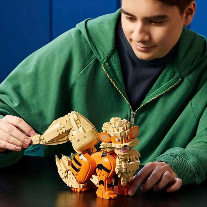 LEGO® Pokémon™ SMART Play™ Charizard vs. Jolteon Ultimate Battle – Pokémon Battle Toy & Building Set