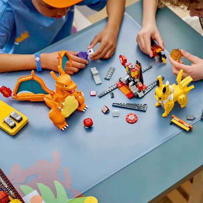 LEGO® Pokémon™ SMART Play™ Charizard vs. Jolteon Ultimate Battle Set – Pokémon Building Toy, Interactive Battle Game & Collectible Gift